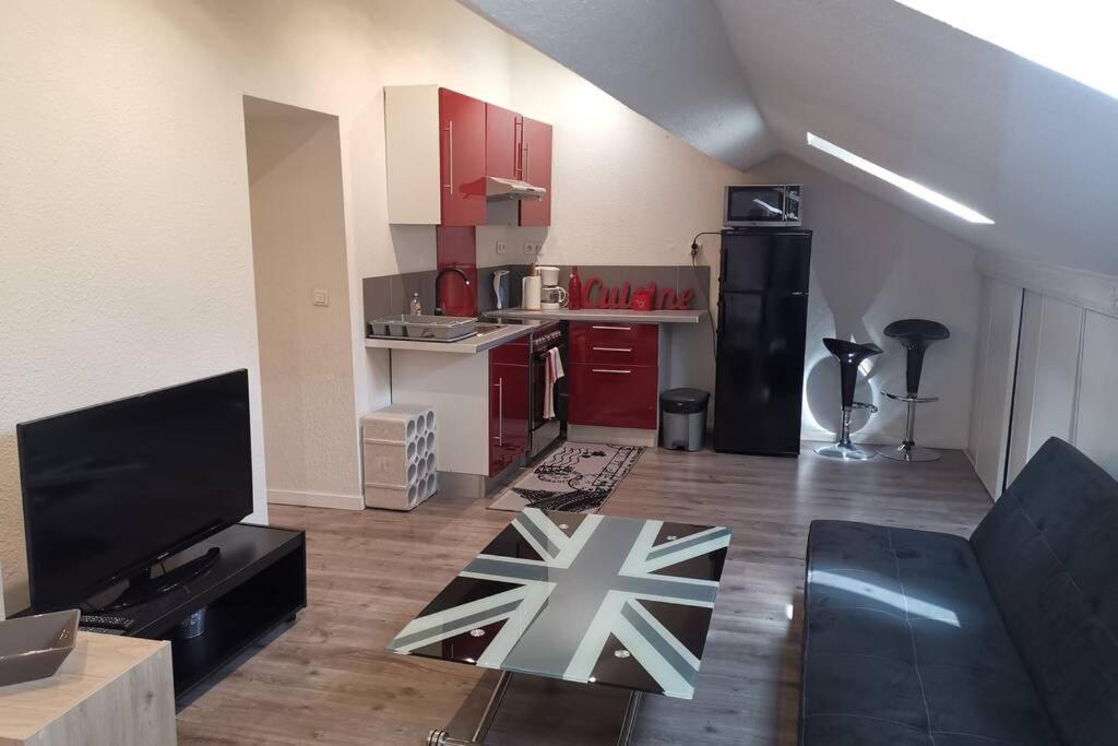 Charmant Appartement Climatise Au Coeur De La Capitale Corse Корт Экстерьер фото